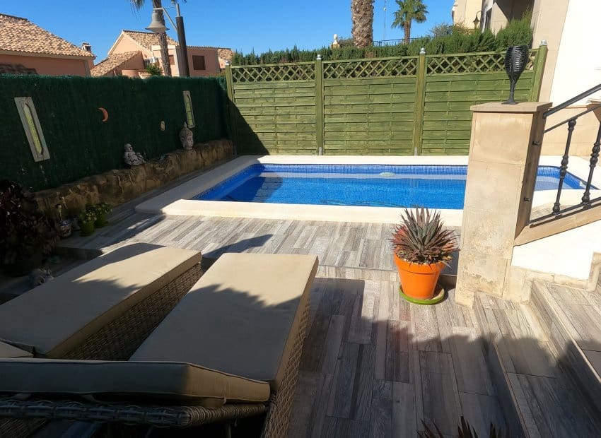 2 bedroom Bungalow for sale in Algorfa with pool - € 260,000 (Ref: 9609580)