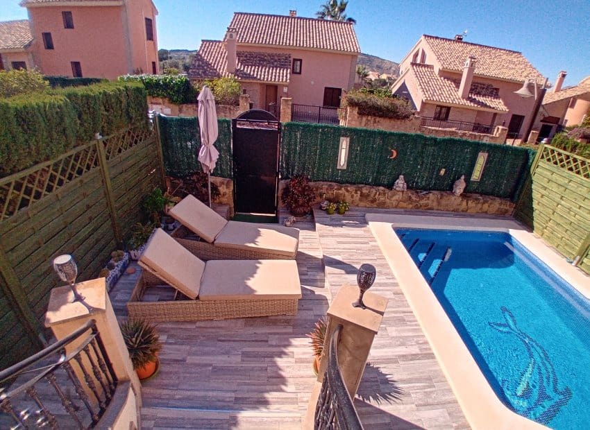 2 bedroom Bungalow for sale in Algorfa with pool - € 260,000 (Ref: 9609580)
