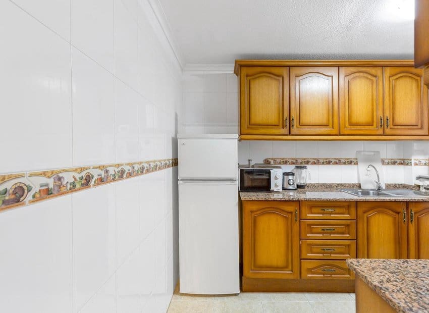 2 chambre Appartement à vendre à Torrevieja - 138 000 € (Ref: 9613081)