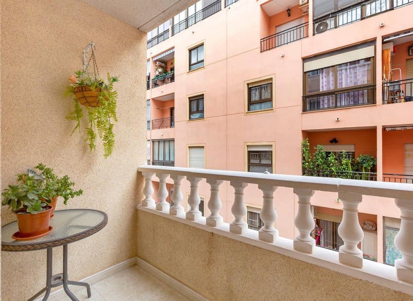 2 chambre Appartement à vendre à Torrevieja - 138 000 € (Ref: 9613081)