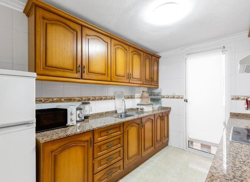 2 chambre Appartement à vendre à Torrevieja - 138 000 € (Ref: 9613081)