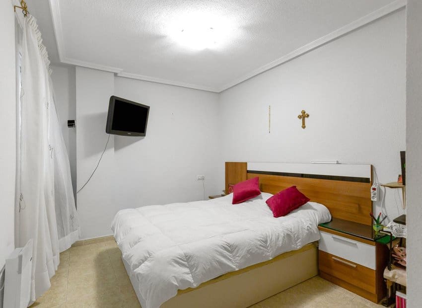 2 chambre Appartement à vendre à Torrevieja - 138 000 € (Ref: 9613081)