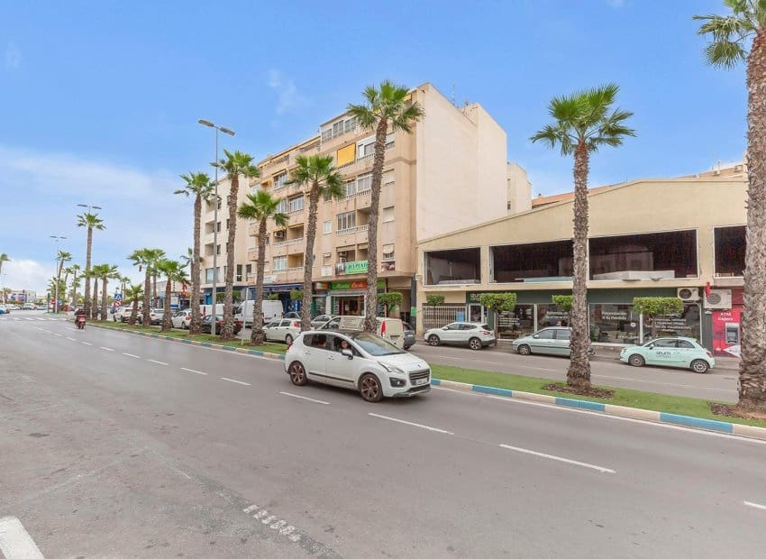 2 chambre Appartement à vendre à Torrevieja - 138 000 € (Ref: 9613081)