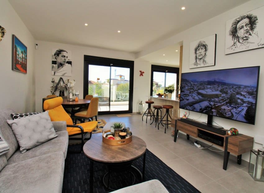 2 camera da letto Attico in vendita in Villamartin con piscina - 299.000 € (Rif: 9613085)