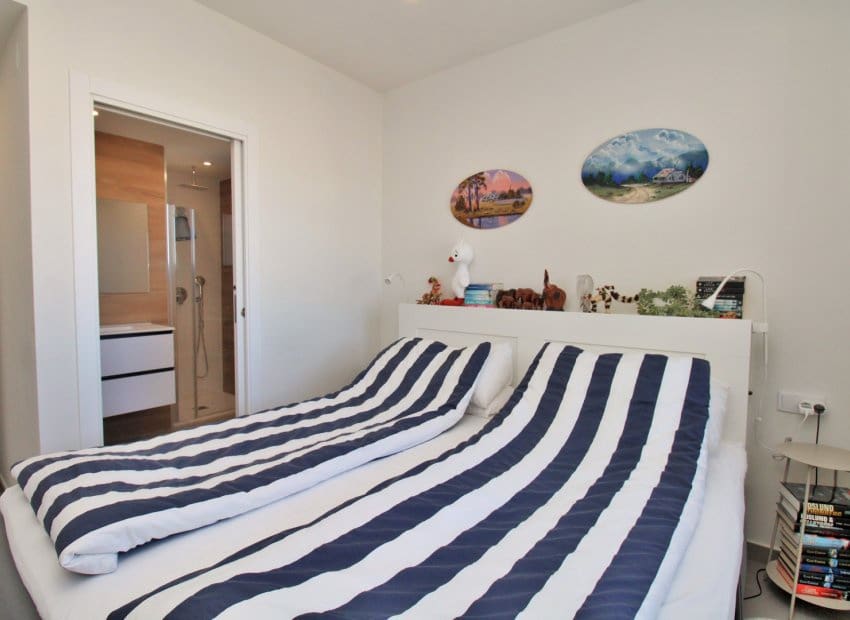 2 camera da letto Attico in vendita in Villamartin con piscina - 299.000 € (Rif: 9613085)