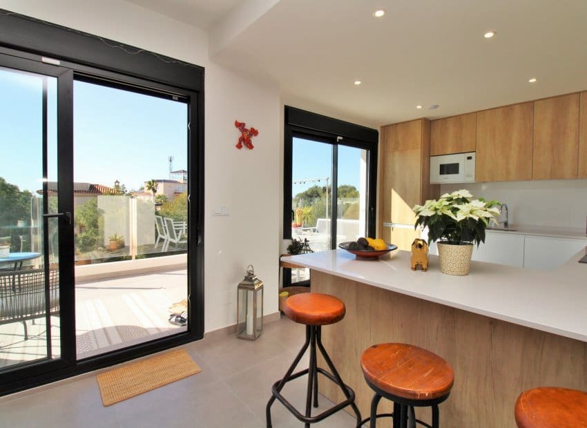 2 camera da letto Attico in vendita in Villamartin con piscina - 299.000 € (Rif: 9613085)