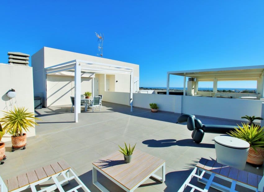 2 camera da letto Attico in vendita in Villamartin con piscina - 299.000 € (Rif: 9613085)