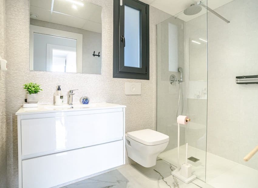 2 slaapkamer Penthouse te koop in Orihuela Costa met zwembad - € 337.500 (Ref: 9617125)