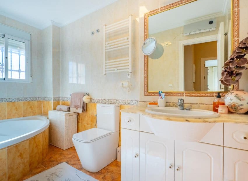 2 bedroom Terraced Villa for sale in La Regia with pool - € 258,500 (Ref: 9617126)