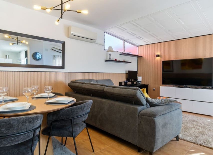 3 soveværelse Byhus til salg i Orihuela Costa med swimmingpool - € 288.000 (Ref: 9617128)