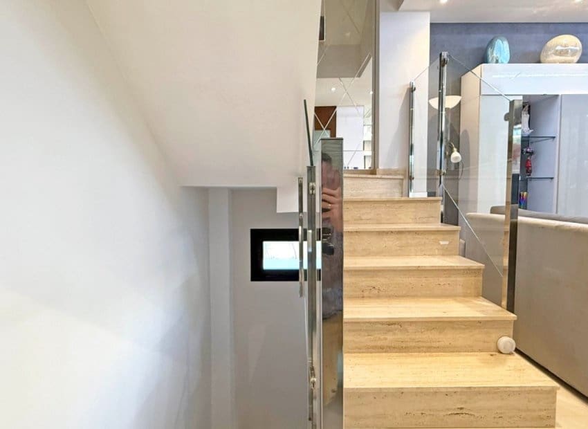 3 bedroom Villa for sale in Orihuela Costa with pool - € 475,000 (Ref: 9617129)