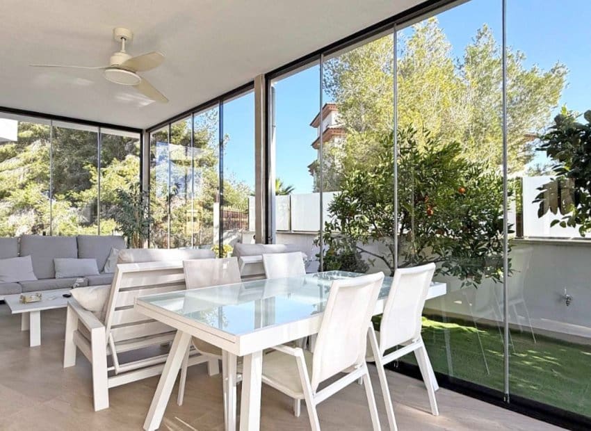 3 bedroom Villa for sale in Orihuela Costa with pool - € 475,000 (Ref: 9617129)