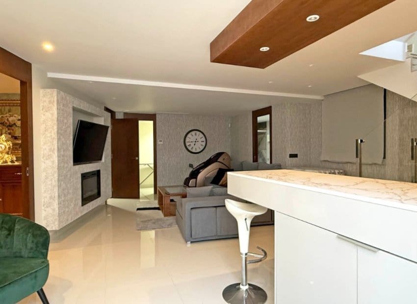 3 bedroom Villa for sale in Orihuela Costa with pool - € 475,000 (Ref: 9617129)