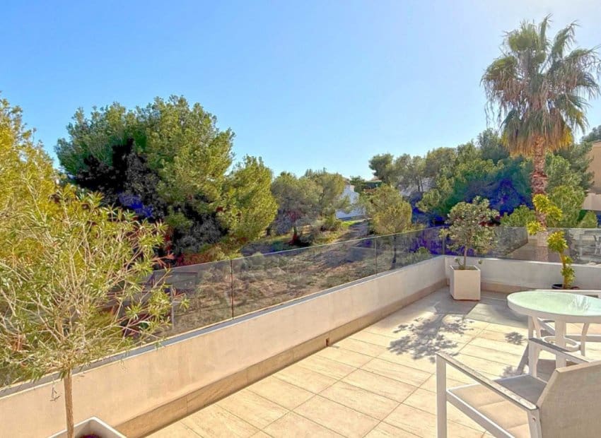 3 bedroom Villa for sale in Orihuela Costa with pool - € 475,000 (Ref: 9617129)