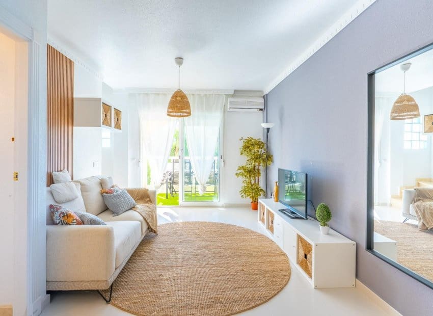 2 bedroom Terraced Villa for sale in Algorfa with pool - € 155,000 (Ref: 9617130)