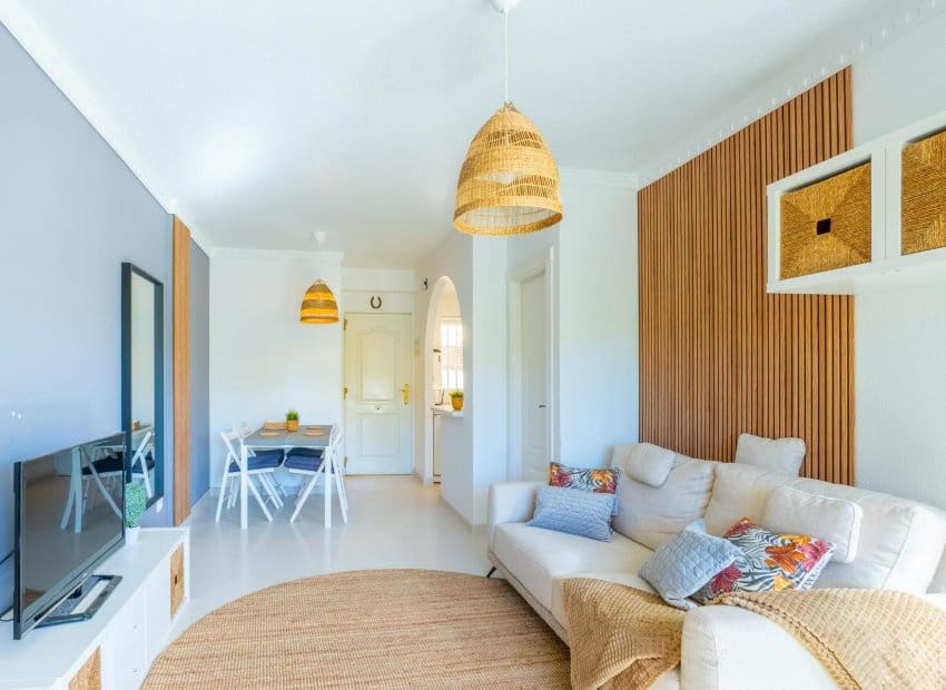 2 bedroom Terraced Villa for sale in Algorfa with pool - € 155,000 (Ref: 9617130)