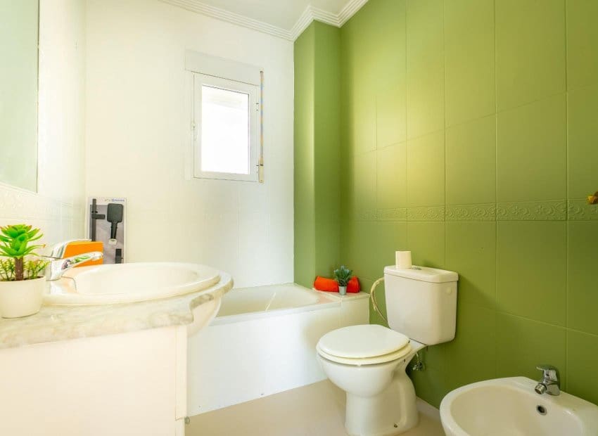 2 bedroom Terraced Villa for sale in Algorfa with pool - € 155,000 (Ref: 9617130)