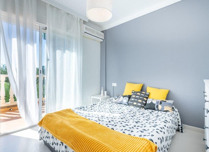 2 bedroom Terraced Villa for sale in Algorfa with pool - € 155,000 (Ref: 9617130)