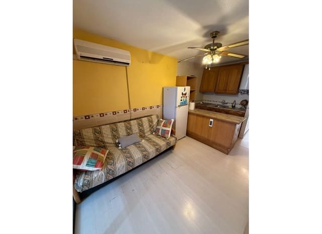 Apartamento de 2 habitaciones en Cabo Cervera, Torrevieja en venta - 130.000 € (Ref: 9617131)