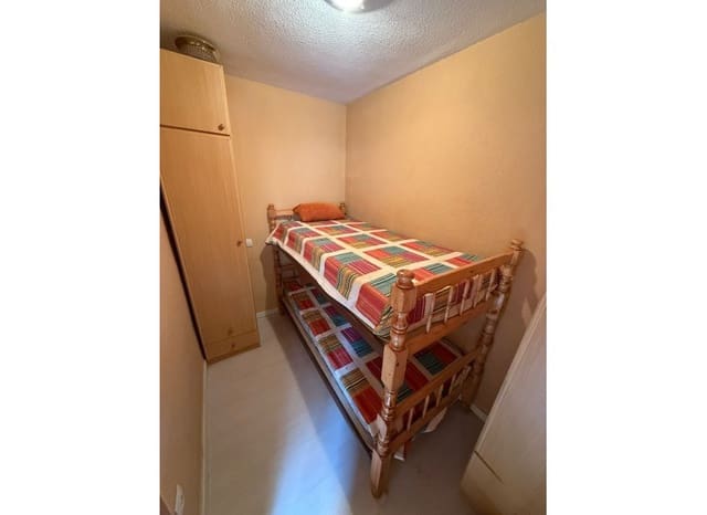 Apartamento de 2 habitaciones en Cabo Cervera, Torrevieja en venta - 130.000 € (Ref: 9617131)