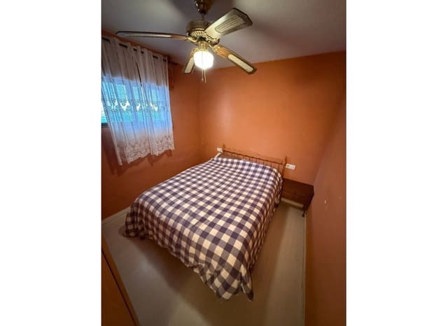 Apartamento de 2 habitaciones en Cabo Cervera, Torrevieja en venta - 130.000 € (Ref: 9617131)