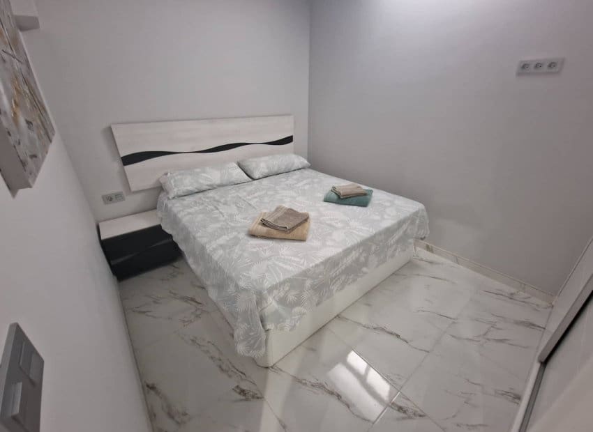 5 makuuhuone Huvila myytävänä paikassa Villamartin mukana uima-altaan - 380 000 € (Ref: 9617132)