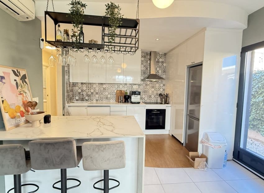 3 sovrum Villa till salu i La Zenia med pool - 499 999 € (Ref: 9617133)