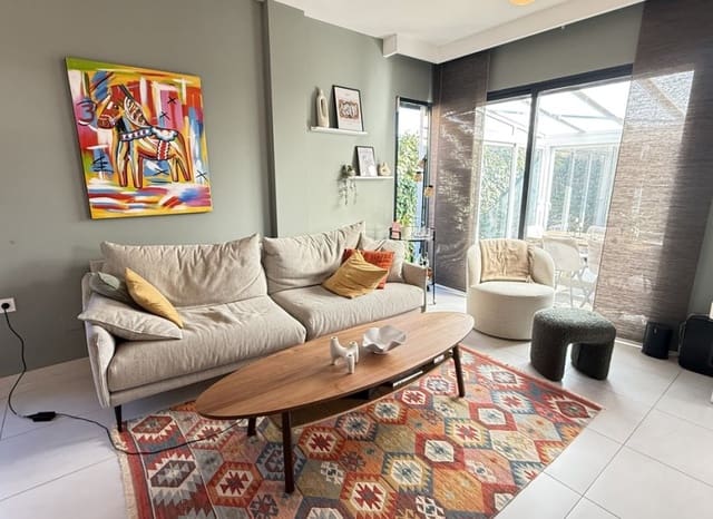 3 sovrum Villa till salu i La Zenia, Orihuela med pool - 499 999 € (Ref: 9617133)