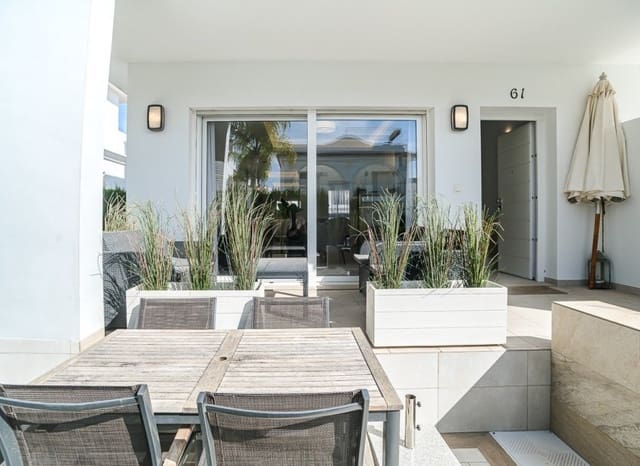 3 bedroom Semi-detached Villa for sale in Ciudad Quesada, Rojales with pool - € 405,000 (Ref: 9617134)