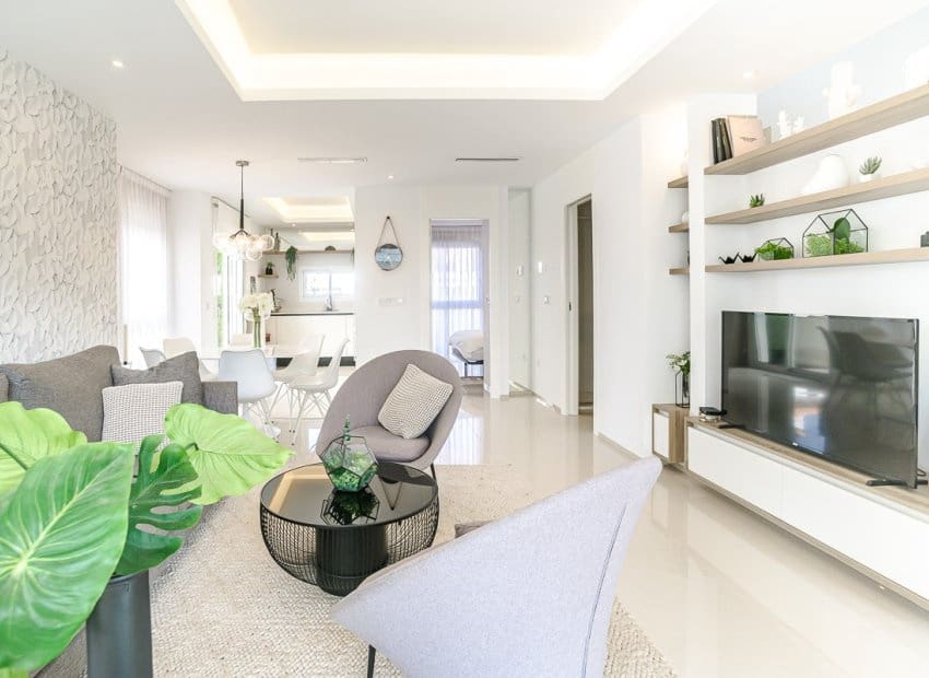 3 bedroom Semi-detached Villa for sale in Ciudad Quesada with pool - € 405,000 (Ref: 9617134)