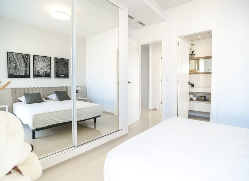 3 bedroom Semi-detached Villa for sale in Ciudad Quesada with pool - € 405,000 (Ref: 9617134)