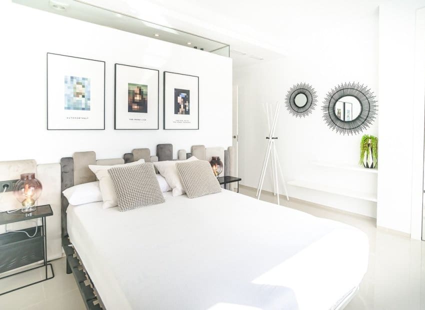 3 bedroom Semi-detached Villa for sale in Ciudad Quesada with pool - € 405,000 (Ref: 9617134)