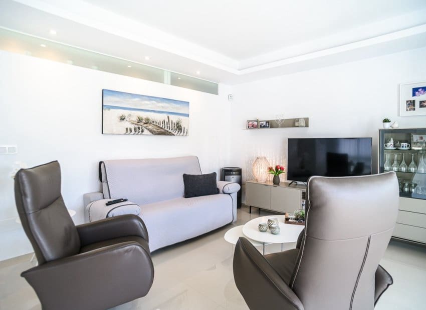 2 soverom Leilighet til salgs i Ciudad Quesada med svømmebasseng - € 319 500 (Ref: 9617135)