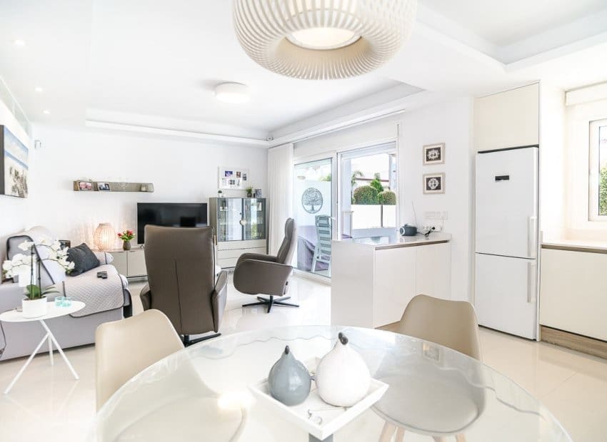 2 soverom Leilighet til salgs i Ciudad Quesada med svømmebasseng - € 319 500 (Ref: 9617135)