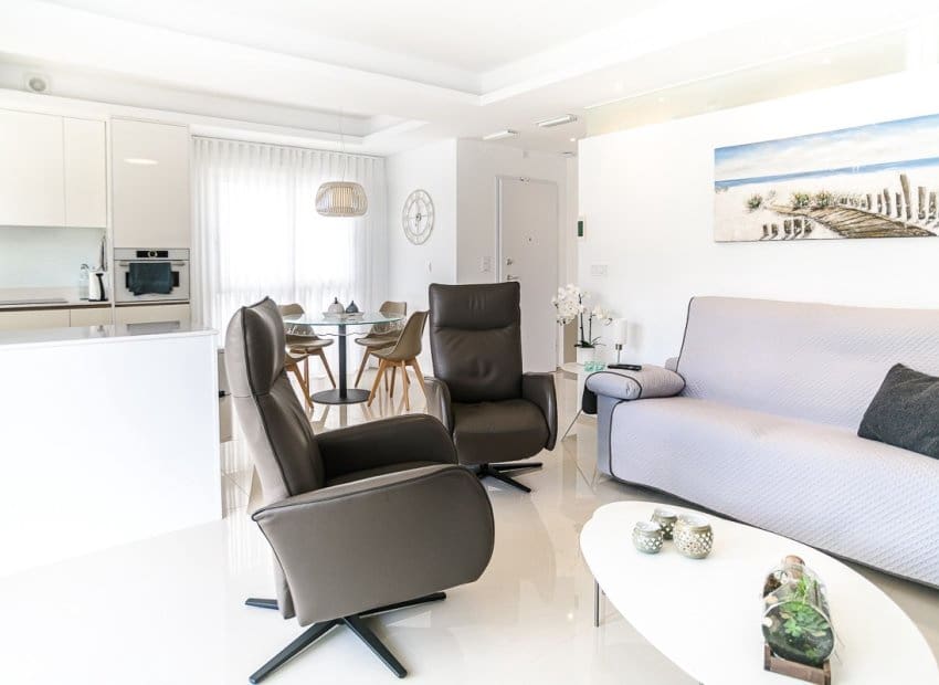 2 soverom Leilighet til salgs i Ciudad Quesada med svømmebasseng - € 319 500 (Ref: 9617135)