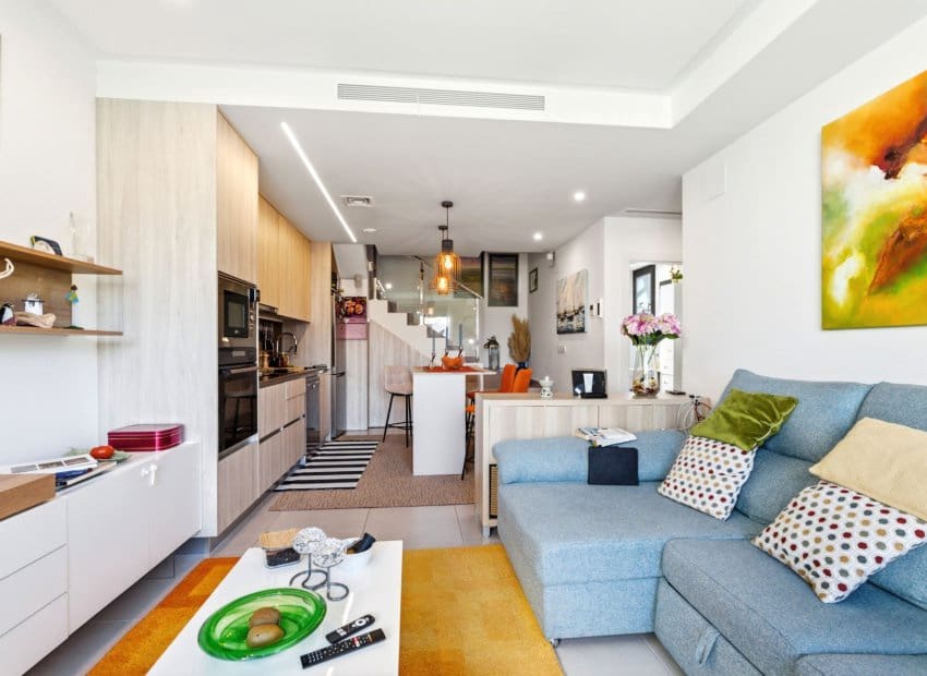 2 soveværelse Villa til salg i Benijofar med swimmingpool - € 349.000 (Ref: 9617137)