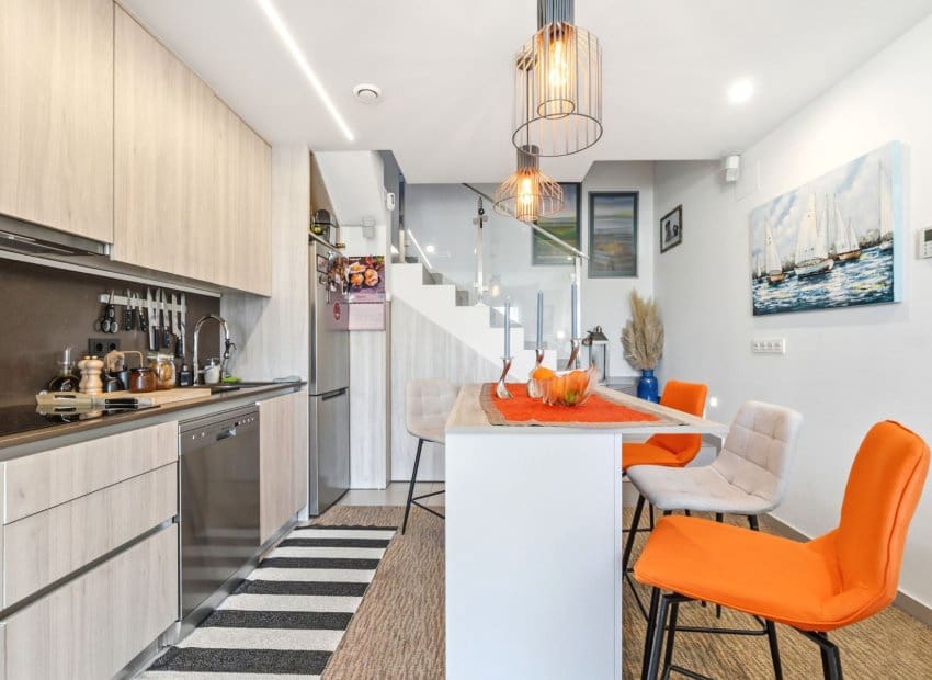 2 soveværelse Villa til salg i Benijofar med swimmingpool - € 349.000 (Ref: 9617137)