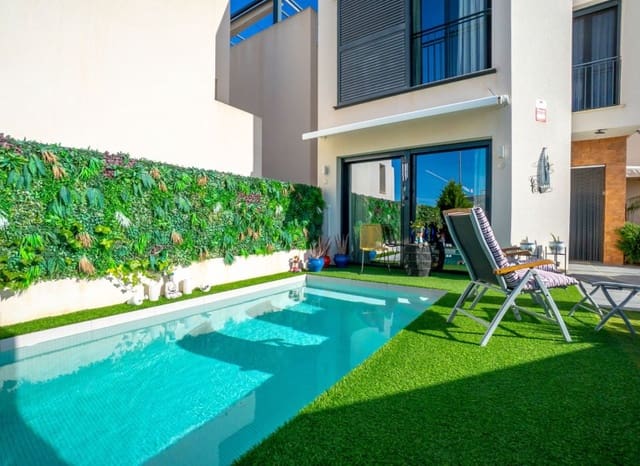 2 soveværelse Villa til salg i Benijófar med swimmingpool - € 349.000 (Ref: 9617137)