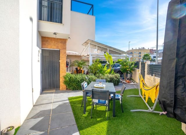 2 soveværelse Villa til salg i Benijófar med swimmingpool - € 349.000 (Ref: 9617137)