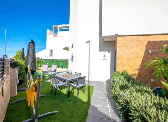 2 soveværelse Villa til salg i Benijófar med swimmingpool - € 349.000 (Ref: 9617137)