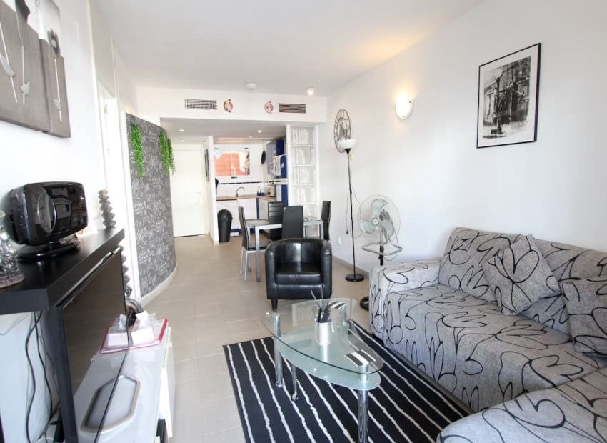 2 bedroom Apartment for sale in Orihuela Costa - € 169,950 (Ref: 9622005)