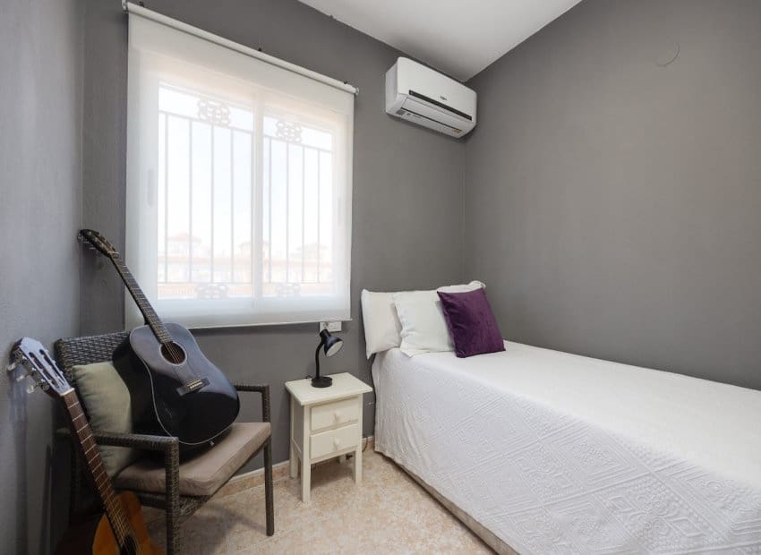 2 soveværelse Rækkehus til salg i La Torreta - € 160.000 (Ref: 9622007)