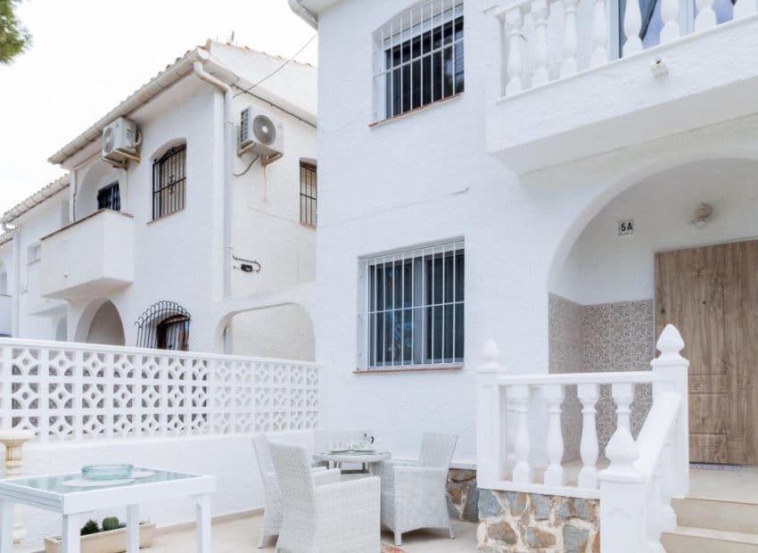 Casa de 3 habitaciones en Orihuela Costa en venta - 318.000 € (Ref: 9622008)