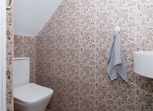 Casa de 3 habitaciones en La Zenia, Orihuela en venta - 318.000 € (Ref: 9622008)