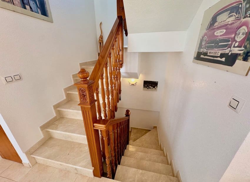 2 soverom Rekkehus til salgs i Filipinas med svømmebasseng - € 245 000 (Ref: 9623235)