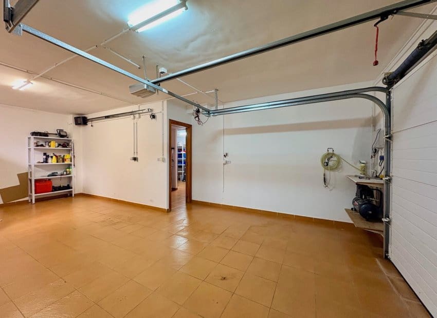 2 soverom Rekkehus til salgs i Filipinas med svømmebasseng - € 245 000 (Ref: 9623235)