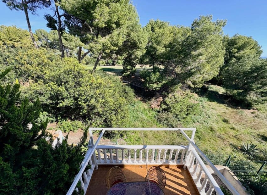 2 soverom Rekkehus til salgs i Filipinas med svømmebasseng - € 245 000 (Ref: 9623235)