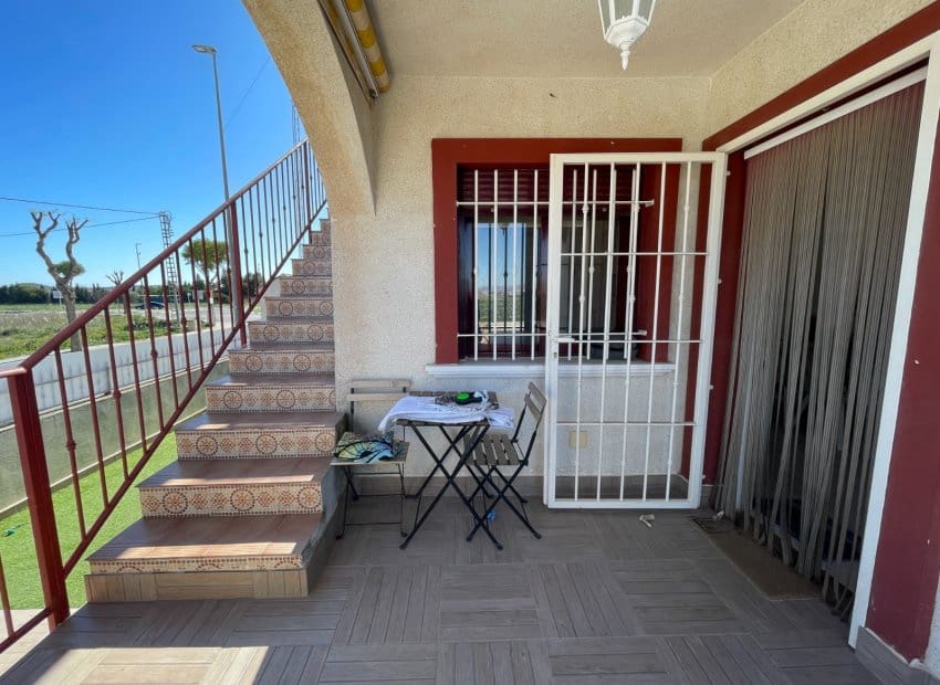 2 quarto Moradia para venda em Daya Vieja com piscina - 148 000 € (Ref: 9626124)