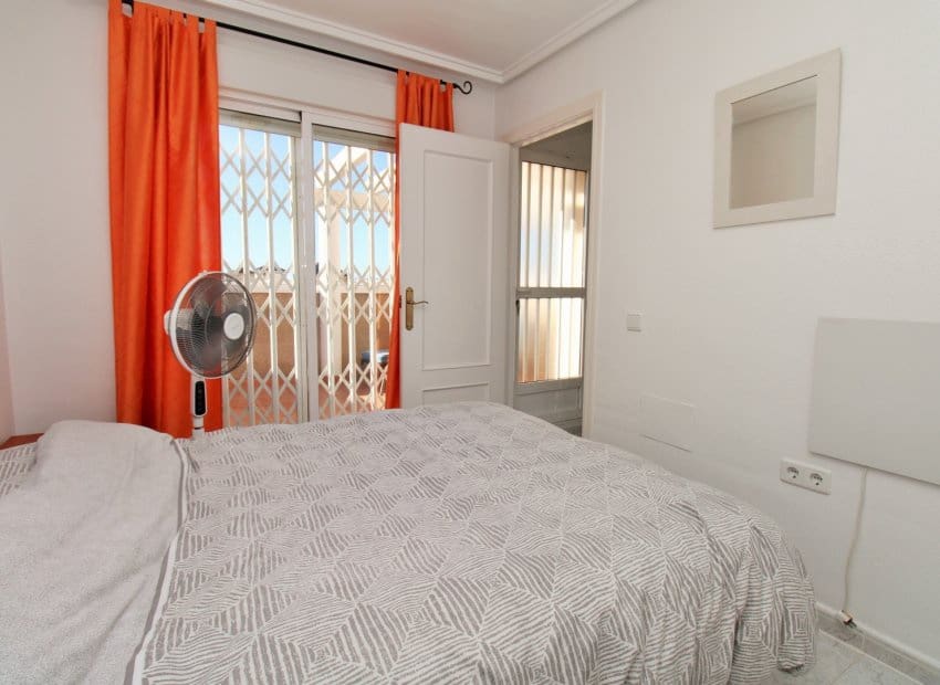3 camera da letto Casa in vendita in Playa Flamenca con piscina - 234.900 € (Rif: 9626126)