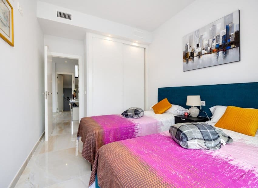 3 slaapkamer Villa te koop in Orihuela Costa met zwembad - € 850.000 (Ref: 9626377)